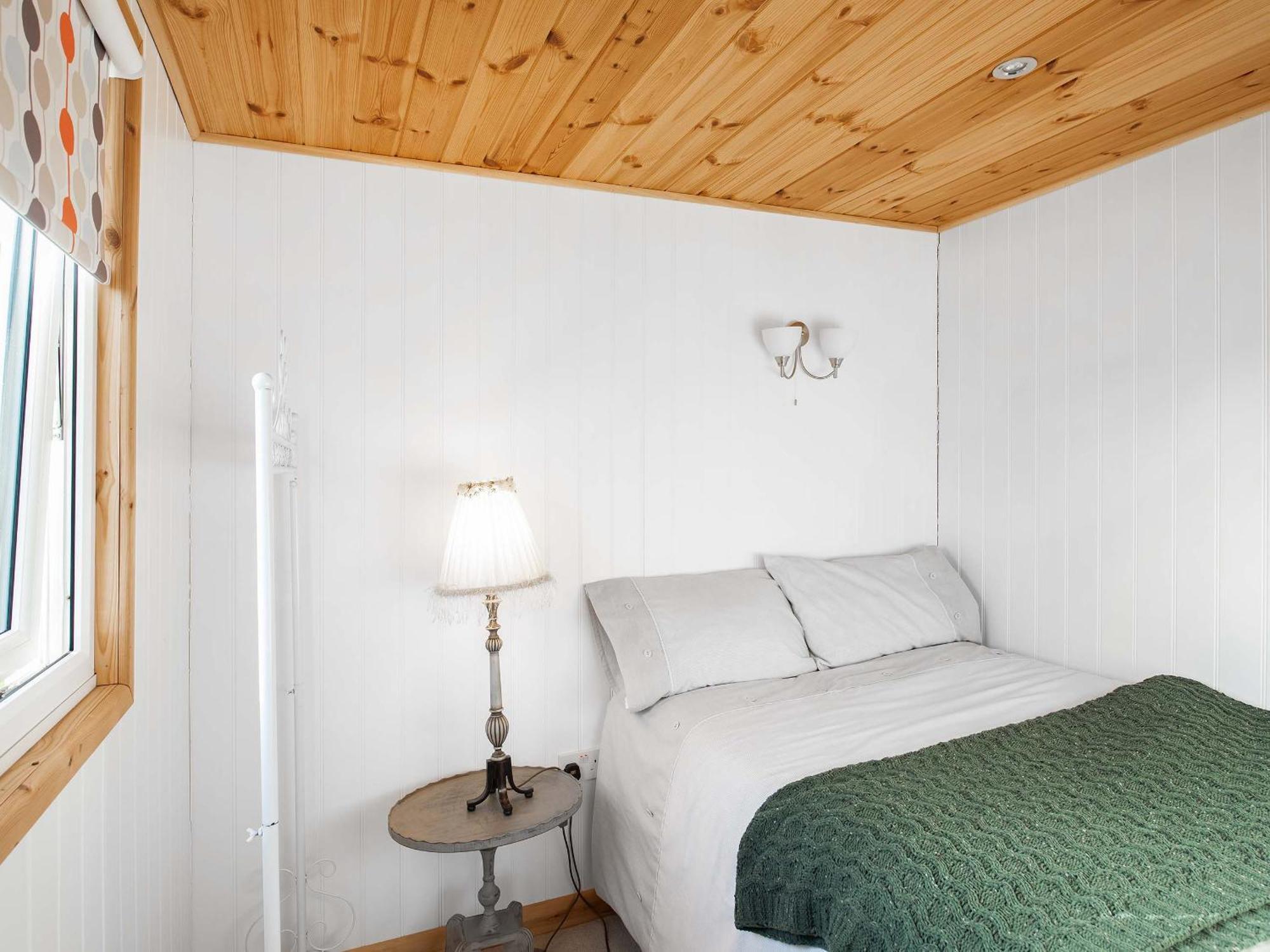 School Lodge Burwarton Bagian luar foto